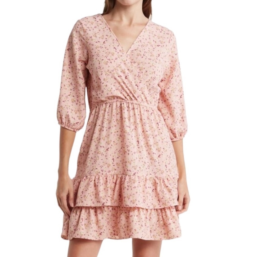Love… Addy Ditsy Floral Tiered Mini Dress NWOT SZ XS - Picture 4 of 6